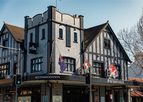 the tudor hotel redfern